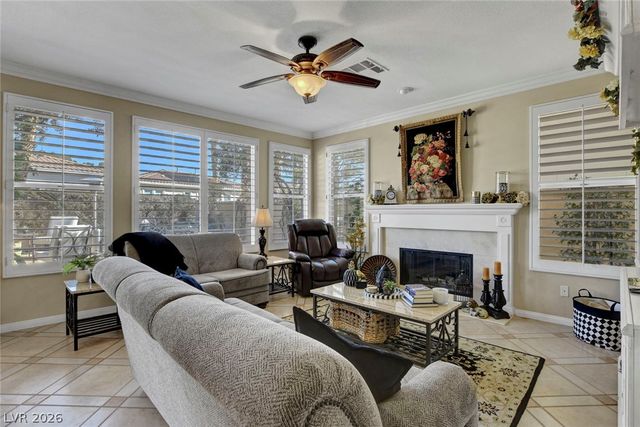 1812 Paseo Overlook Court, Las Vegas, NV 89128