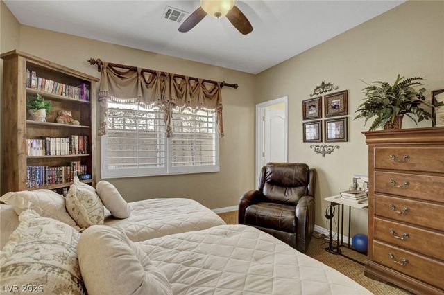 1812 Paseo Overlook Court, Las Vegas, NV 89128