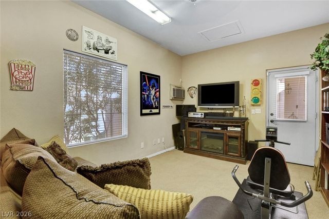 1812 Paseo Overlook Court, Las Vegas, NV 89128