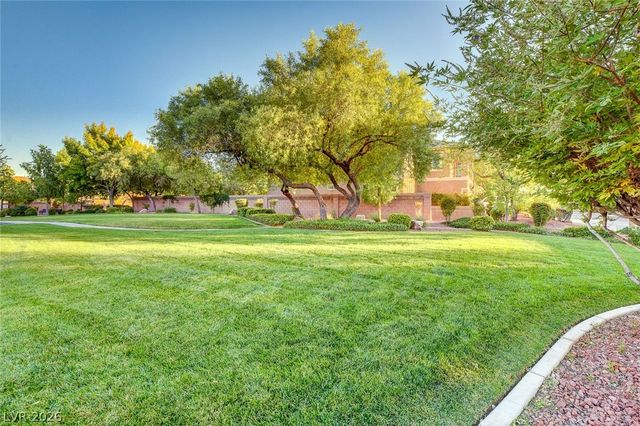 1812 Paseo Overlook Court, Las Vegas, NV 89128