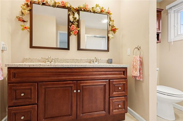 7 Wood Acre Drive, Henrietta, NY 14534