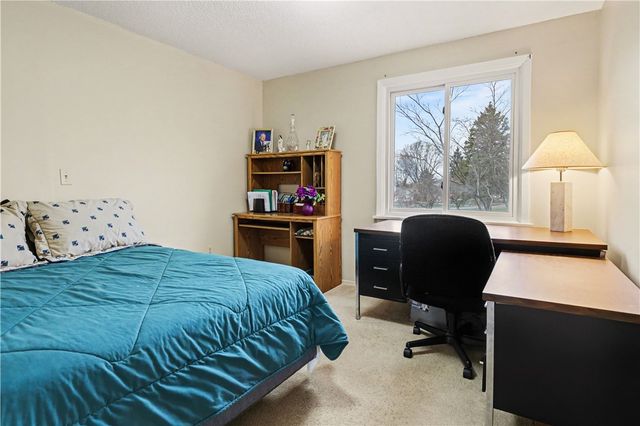 7 Wood Acre Drive, Henrietta, NY 14534