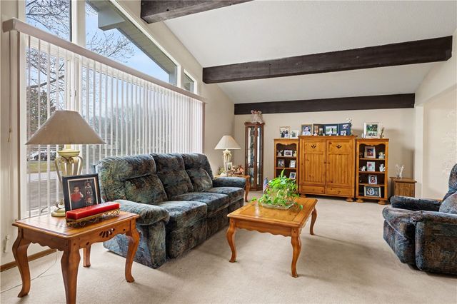 7 Wood Acre Drive, Henrietta, NY 14534