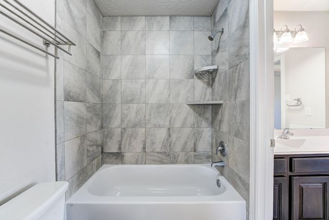 9626 Oaklawn Drive, Baytown, TX 77523