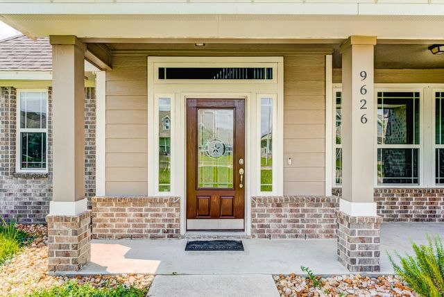 9626 Oaklawn Drive, Baytown, TX 77523