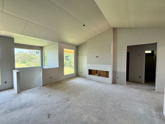 5739 N Edwards St., Wichita, KS 67204