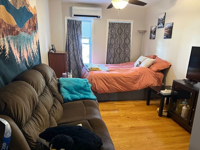 16 Hudson St 1, Woburn, MA 01801