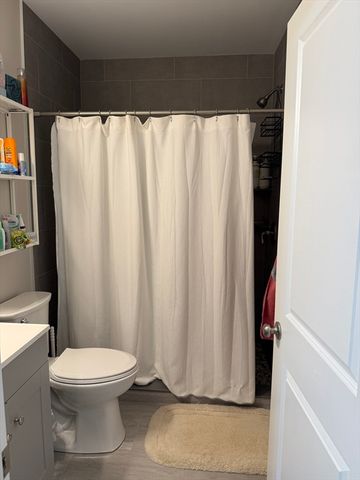 16 Hudson St 1, Woburn, MA 01801