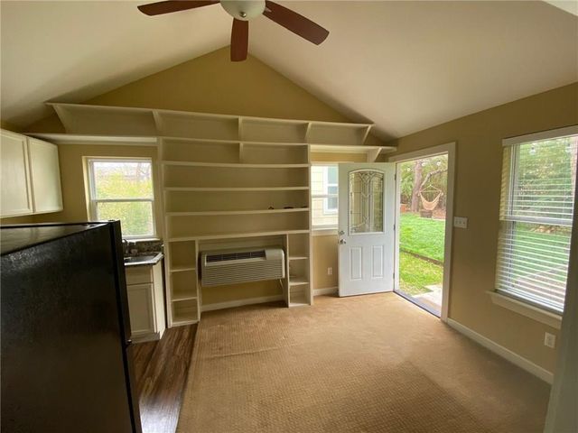 3308 Randolph RD B, Austin, TX 78722