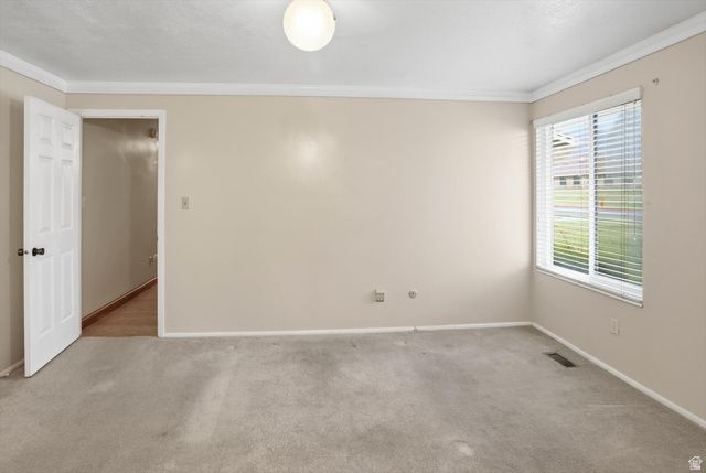 5558 S 1025 E, South Ogden, UT 84405