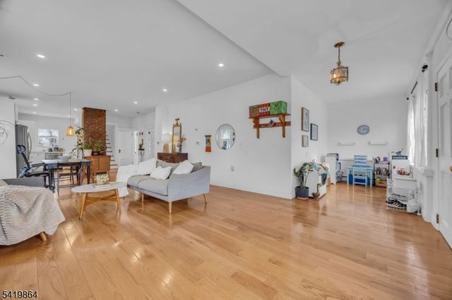 2288 North Ave, Scotch Plains Twp., NJ 07076