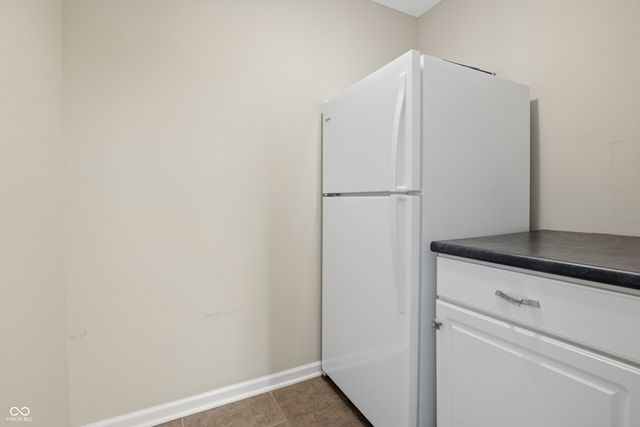 1067 Distinctive Way, Greenfield, IN 46140