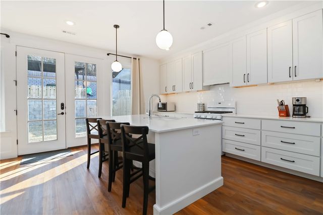 344 N Fletcher Avenue, Fayetteville, AR 72701