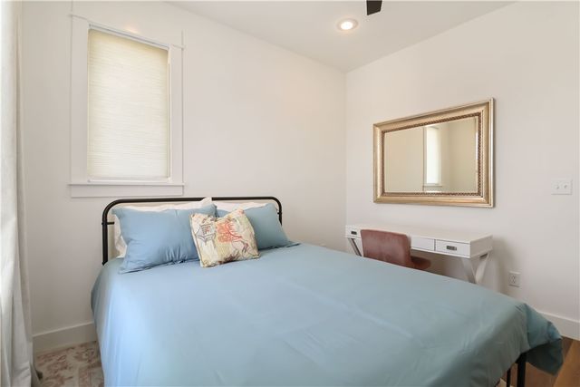 344 N Fletcher Avenue, Fayetteville, AR 72701