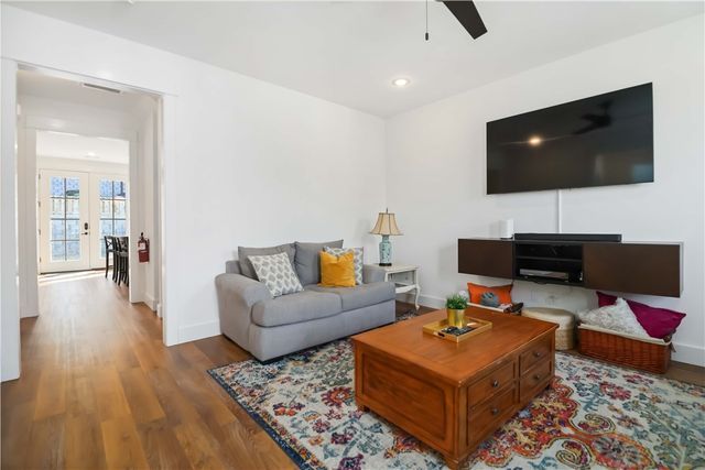 344 N Fletcher Avenue, Fayetteville, AR 72701