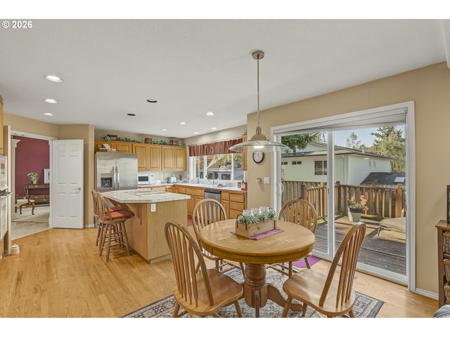 501 Nw MAWRCREST Pl, Gresham, OR 97030