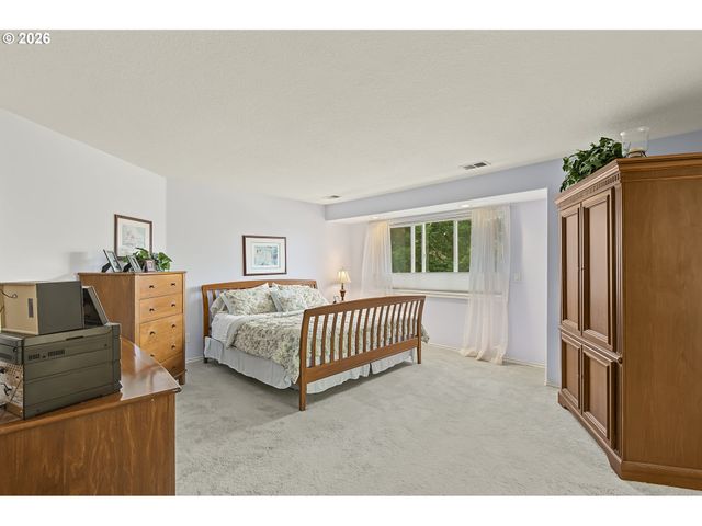 501 Nw MAWRCREST Pl, Gresham, OR 97030