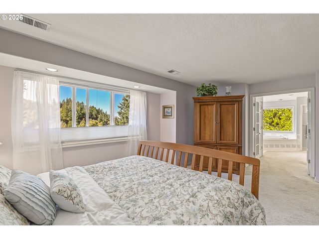 501 Nw MAWRCREST Pl, Gresham, OR 97030