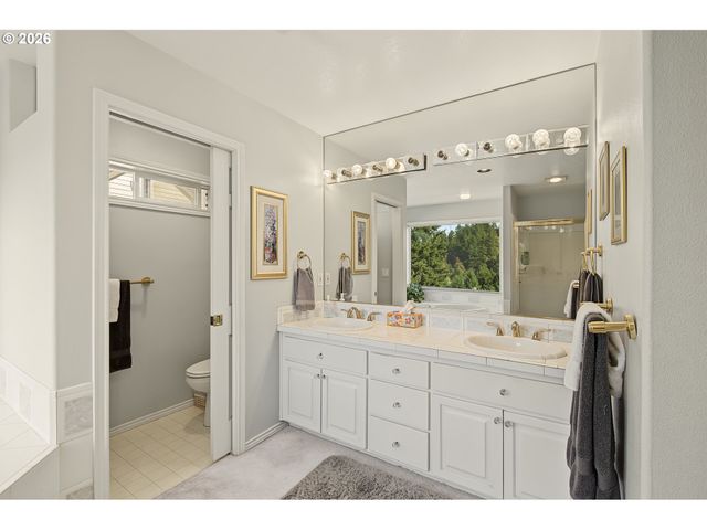 501 Nw MAWRCREST Pl, Gresham, OR 97030