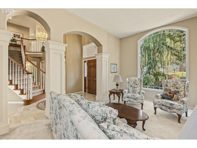 501 Nw MAWRCREST Pl, Gresham, OR 97030