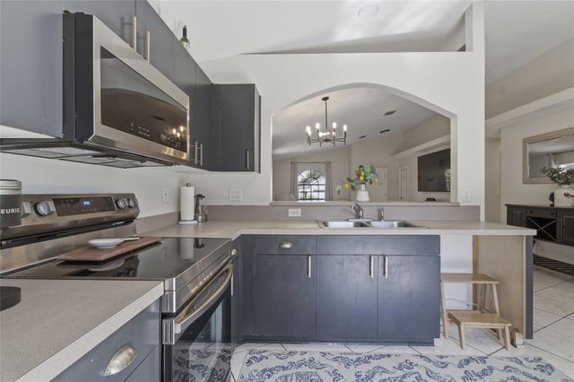 3734 ABINGTON AVENUE S, St Petersburg, FL 33711