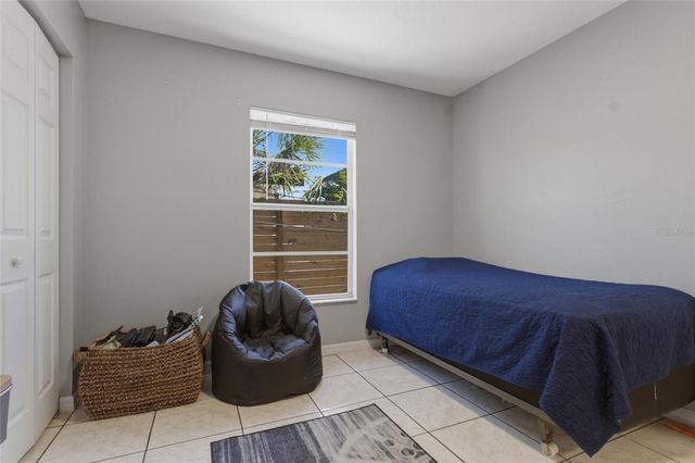 3734 ABINGTON AVENUE S, St Petersburg, FL 33711