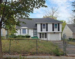 1420 E 77th Terrace, Kansas City, MO 64131