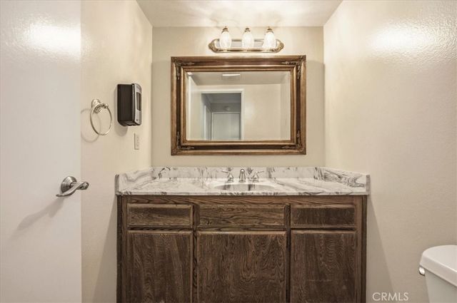 910 N Redding, Upland, CA 91786