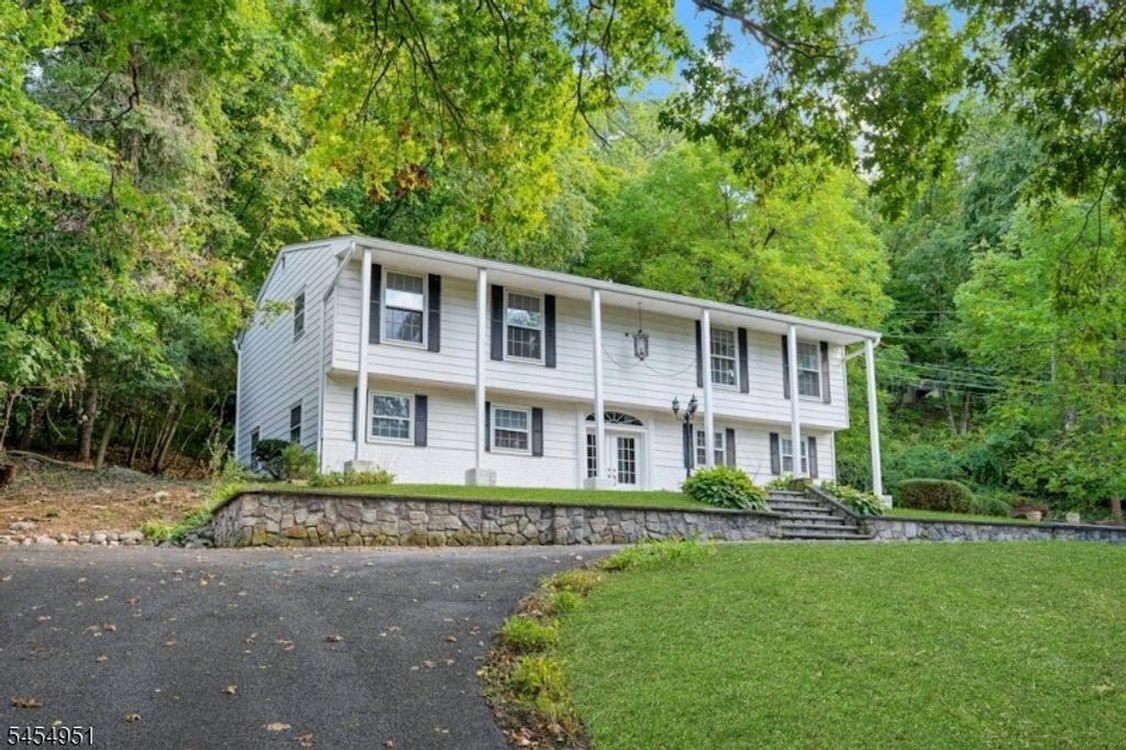 26 Scenic Dr, Hardyston Twp., NJ 07419 — photo 2