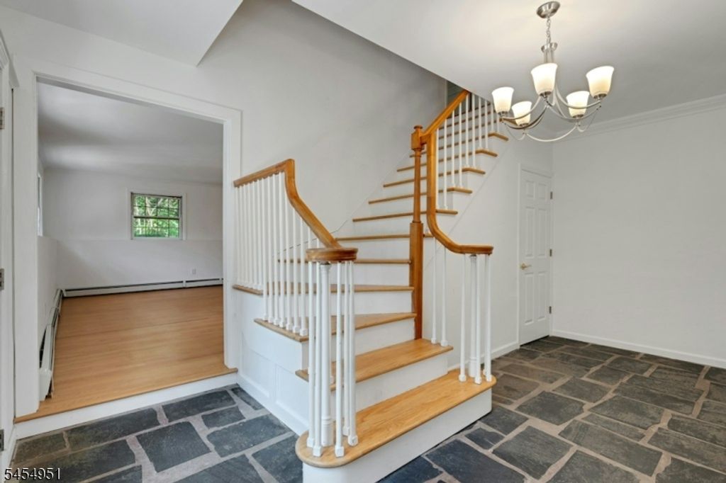 26 Scenic Dr, Hardyston Twp., NJ 07419 — photo 3