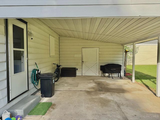 201 Ohio Avenue, Trenton, OH 45067