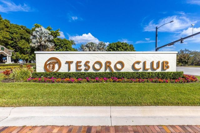 489 SE Fascino Circle, Port St. Lucie, Port St Lucie, FL 34984