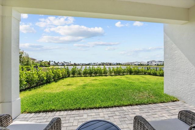 489 SE Fascino Circle, Port St. Lucie, Port St Lucie, FL 34984