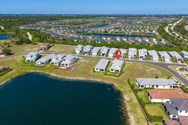 489 SE Fascino Circle, Port St. Lucie, Port St Lucie, FL 34984
