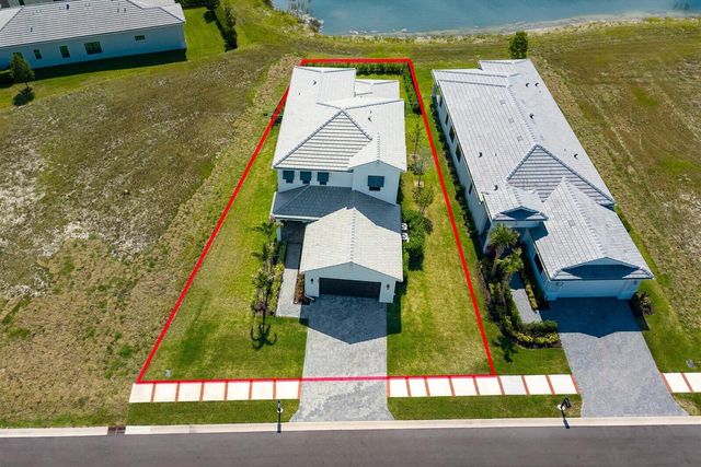 489 SE Fascino Circle, Port St. Lucie, Port St Lucie, FL 34984