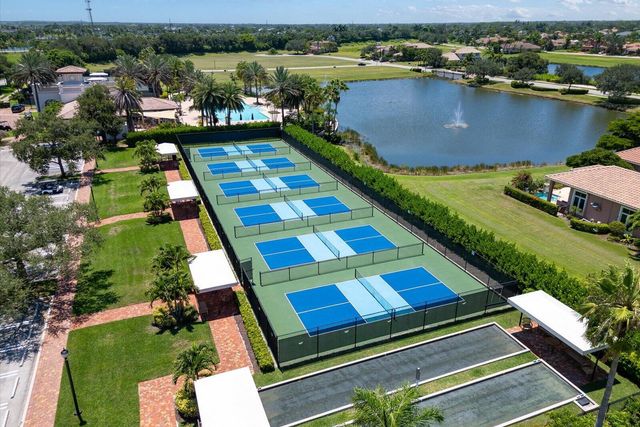 489 SE Fascino Circle, Port St. Lucie, Port St Lucie, FL 34984