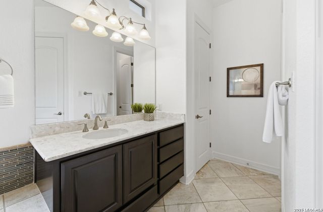 25910 Trickling Rock, San Antonio, TX 78260