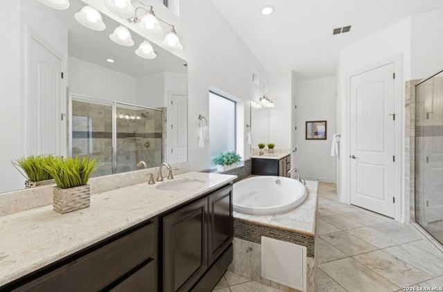 25910 Trickling Rock, San Antonio, TX 78260