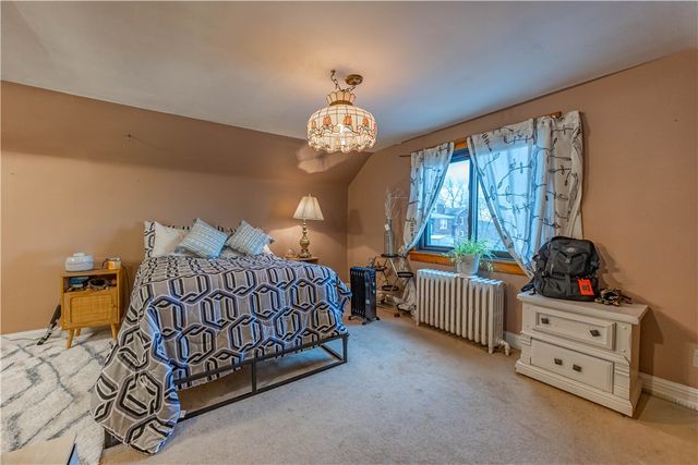 348 Anthony St, Mt Oliver, PA 15210