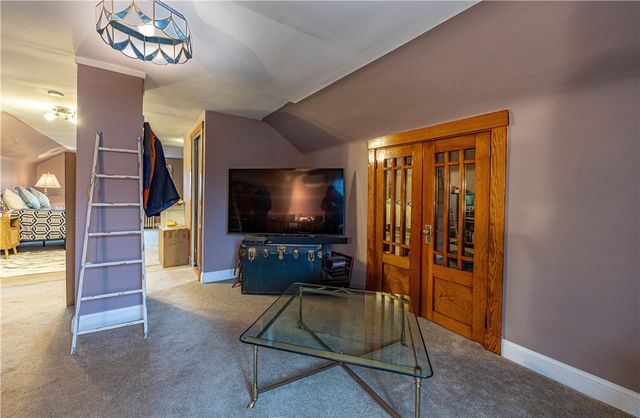 348 Anthony St, Mt Oliver, PA 15210