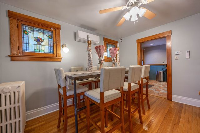 348 Anthony St, Mt Oliver, PA 15210