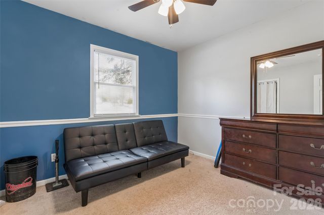 6127 Dovetail Court, Charlotte, NC 28227