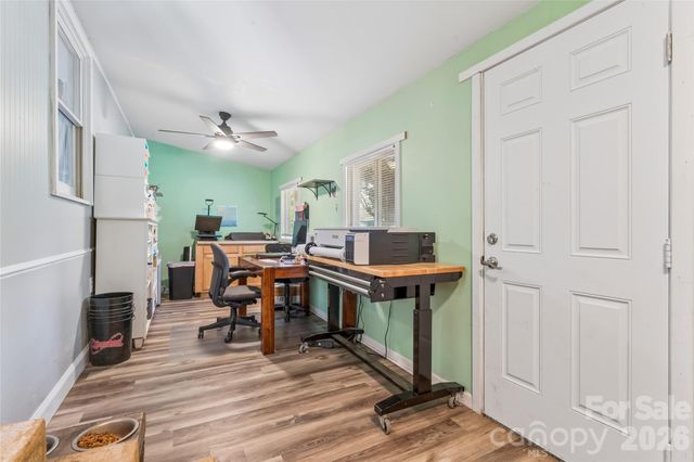 6127 Dovetail Court, Charlotte, NC 28227