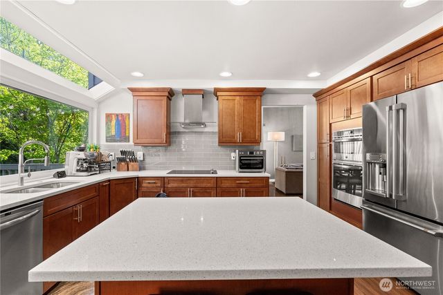 2204 163rd Street SE, Mill Creek, WA 98012