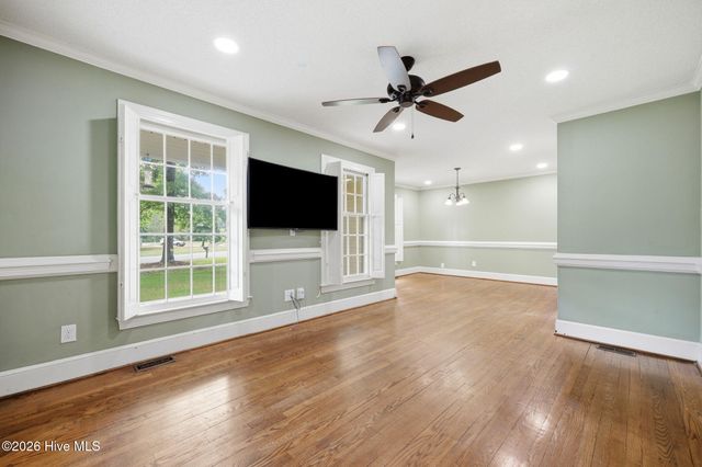 103 Greenwood Drive, Greenville, NC 27834