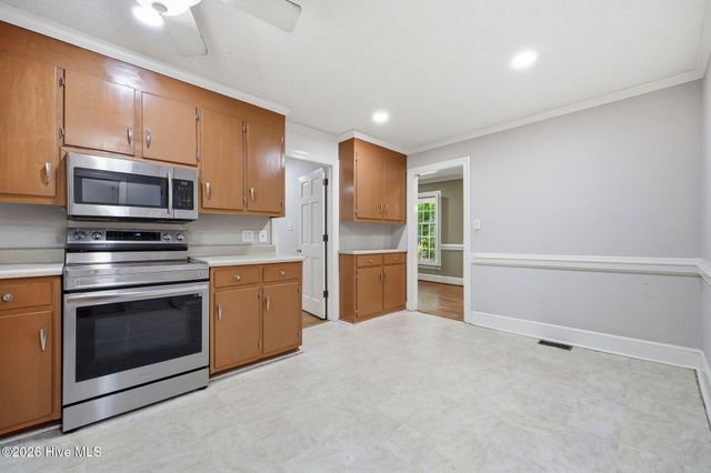 103 Greenwood Drive, Greenville, NC 27834