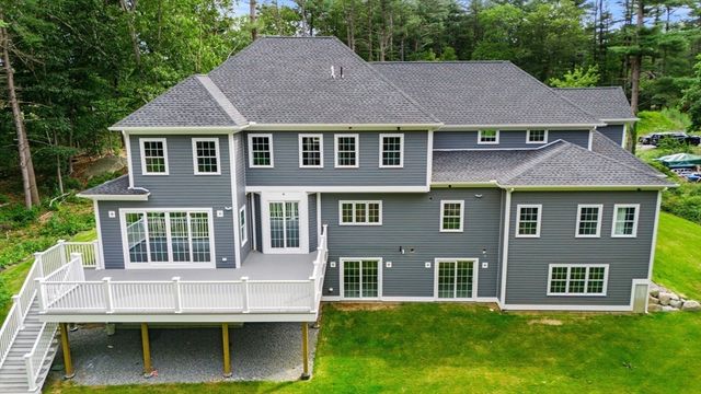 4 Kerri Lane, Hingham, MA 02043