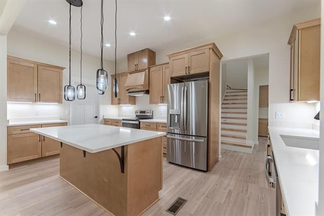 1520 Point Grand Dr, Savannah, TN 38372