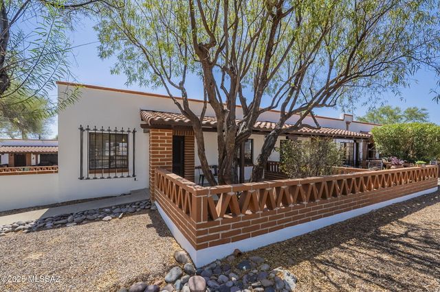 221 S Paseo Tierra Apt A, Green Valley, AZ 85614