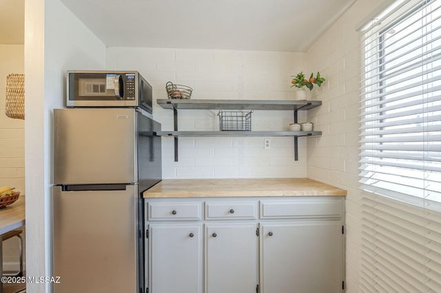 221 S Paseo Tierra Apt A, Green Valley, AZ 85614